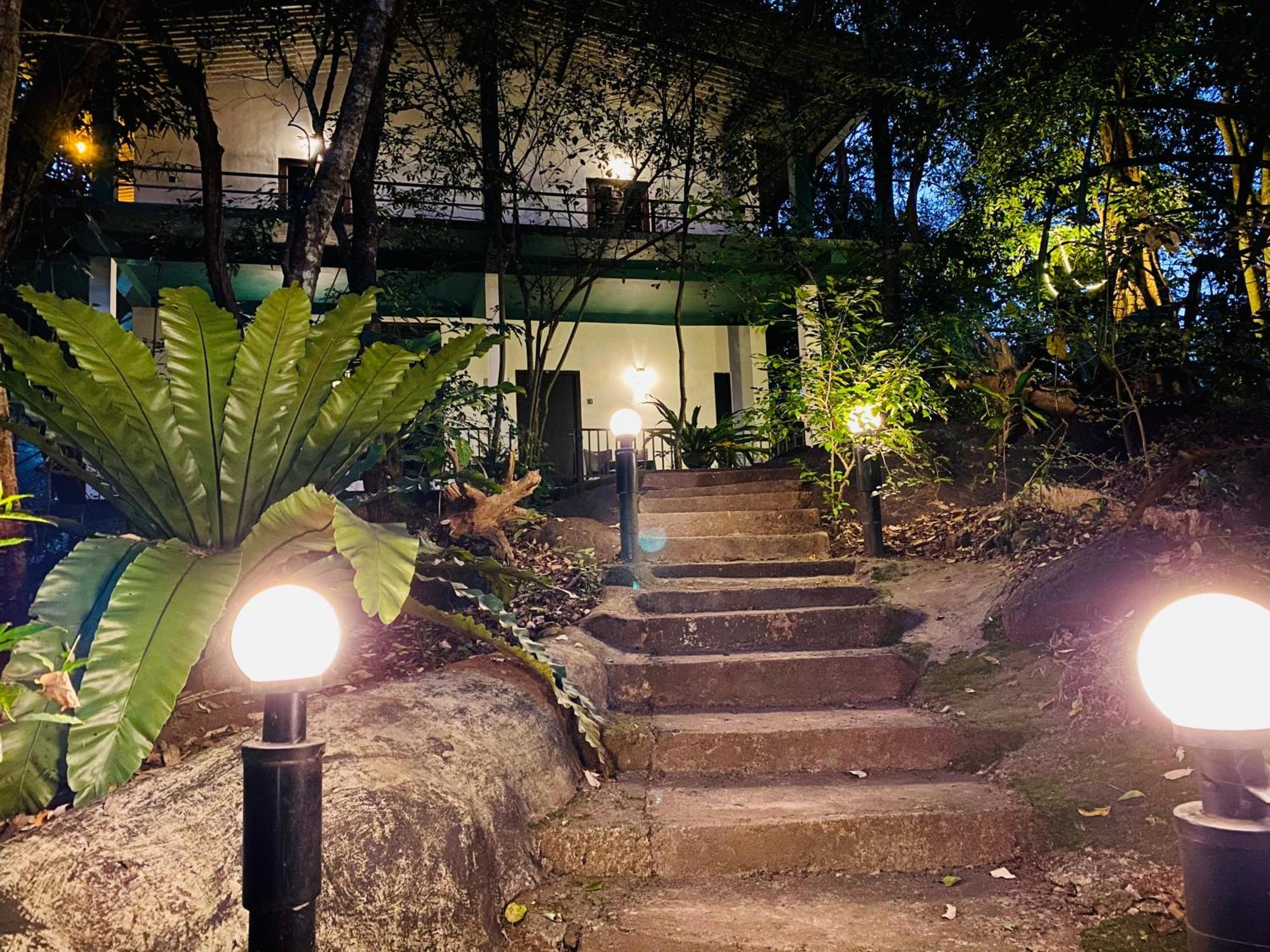 Green House Resort Сигирия Экстерьер фото
